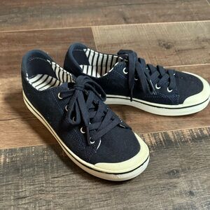 Keen women’s sneakers Elsa Coronado 7.5